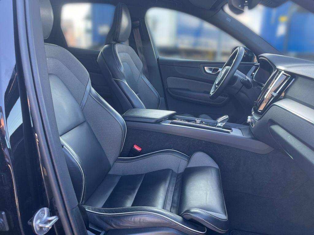 Volvo XC60 XC60 T6 AWD Plus Dark SCHIEBEDACH+SITZHEIZUNG+LE