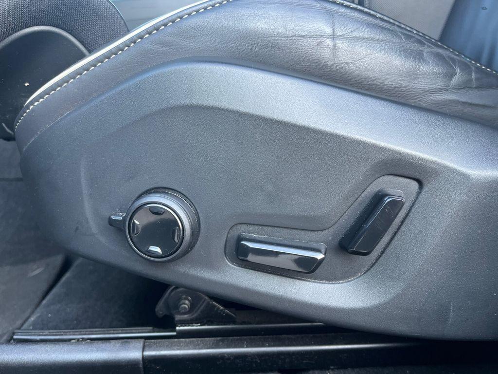 Volvo XC60 XC60 T6 AWD Plus Dark SCHIEBEDACH+SITZHEIZUNG+LE