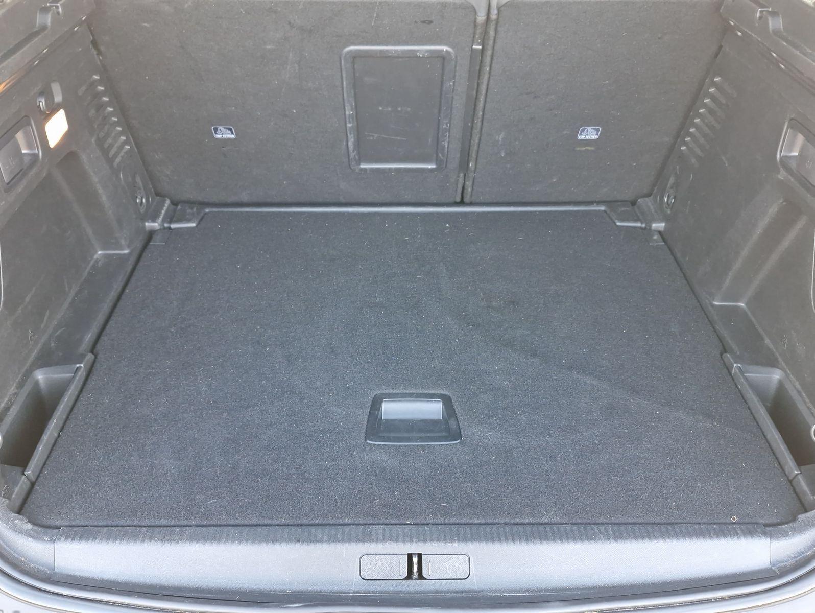 Peugeot 3008 PureTech 130 Allure AT LED Navi Kamera360 S