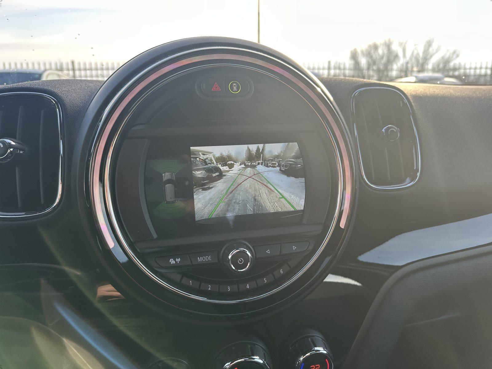 MINI Cooper Countryman CHILI II DKG NAVI LED PANO RFK KOMFORTZG