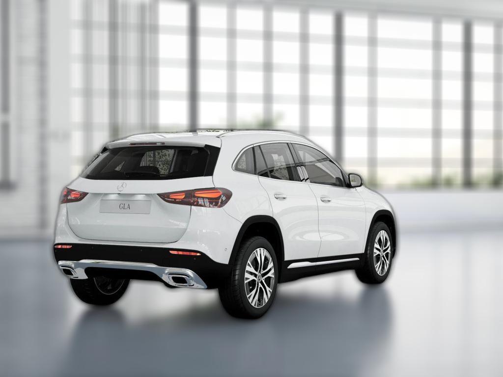 Mercedes-Benz GLA 180 Line Advanced Plus MildHybrid NAVIGATION