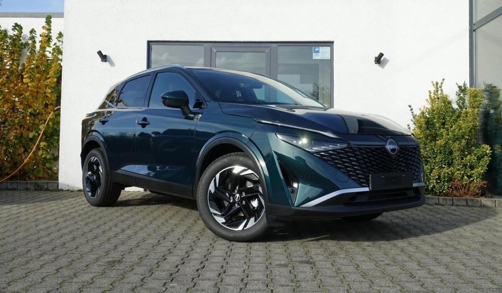 Nissan Qashqai N-Connecta 158PS Xtro WinterPaket April