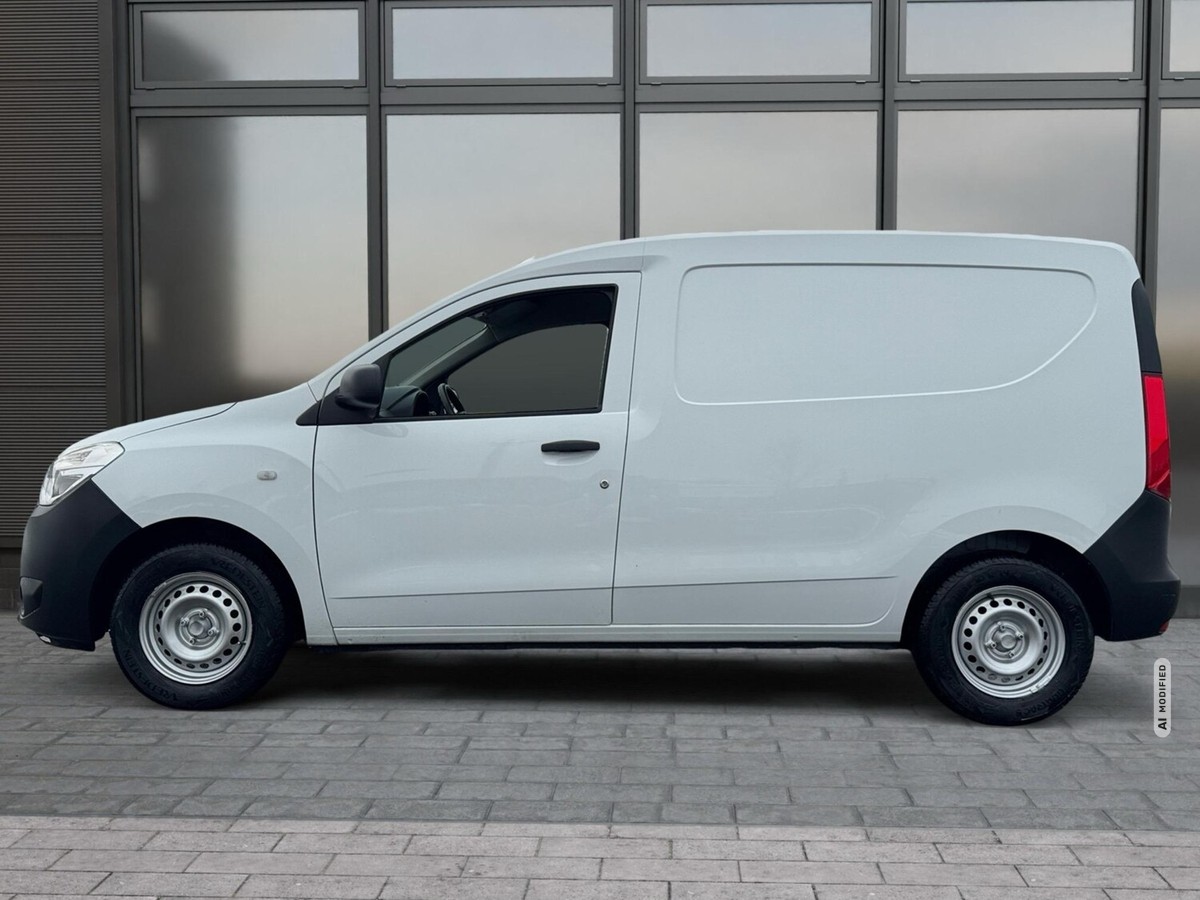 Dacia Dokker Allwetter-Reifen+180°-Türen+Sehr gepflegt