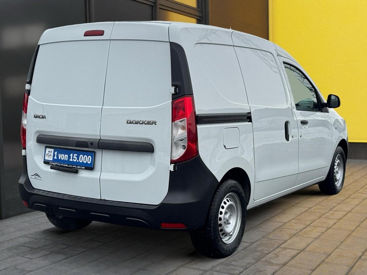 Dacia Dokker Allwetter-Reifen+180°-Türen+Sehr gepflegt