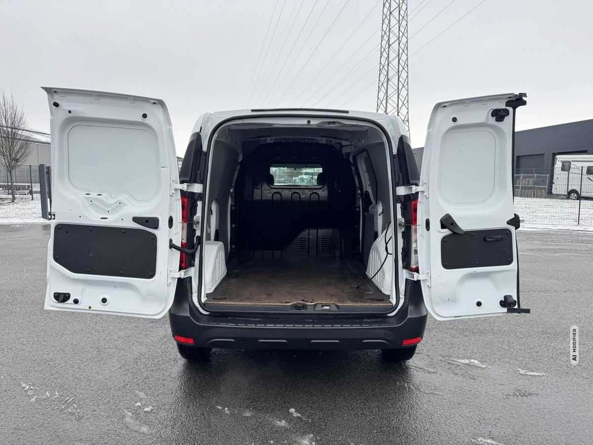Dacia Dokker Allwetter-Reifen+180°-Türen+Sehr gepflegt