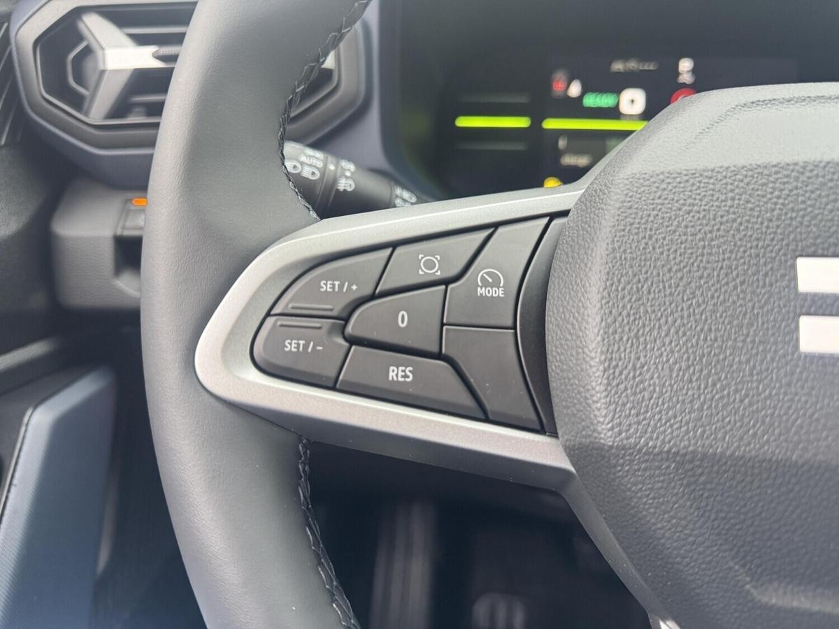 Dacia Duster 3 Journey+Automatik+Spurhalte+360+LED