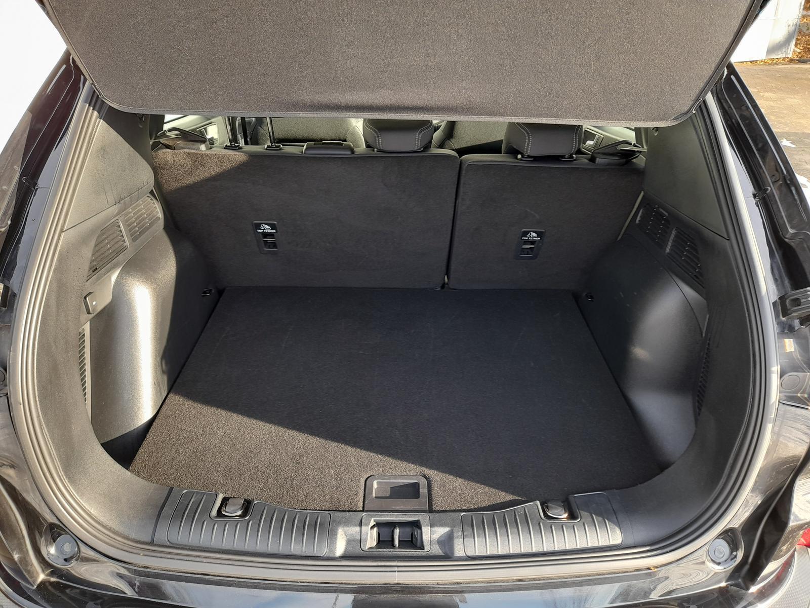 Ford Kuga 1.5 EcoBoost NAVI~AHK~SHZ~APP~2xPDC~GRA~DAB