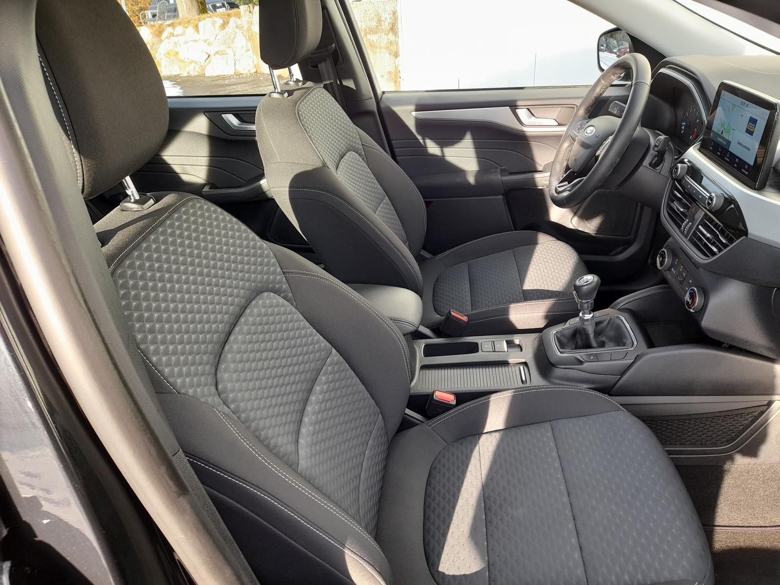 Ford Kuga 1.5 EcoBoost NAVI~SHZ~APP~2xPDC~GRA~DAB~MFL