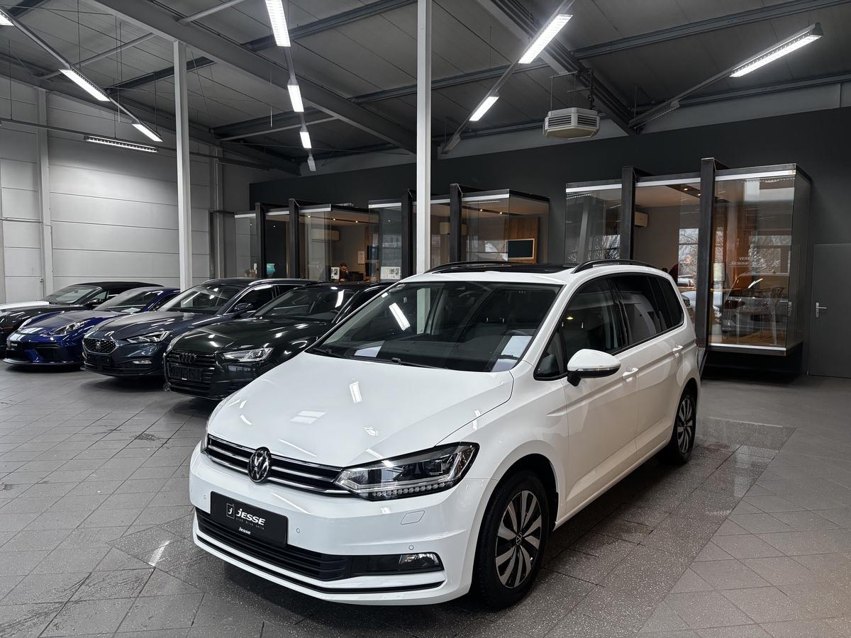 Volkswagen Touran 1.5TSI Comfortline LED ACC Pano. 7-Sitze AHK R.Cam