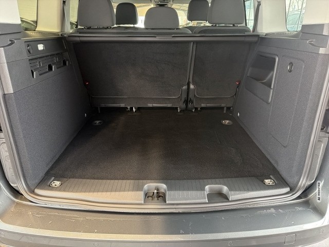 Ford Tourneo Connect Titanium 2.0 EcoBlue +ACC+TWA+M&S+KLIMA+RFK+PDC+