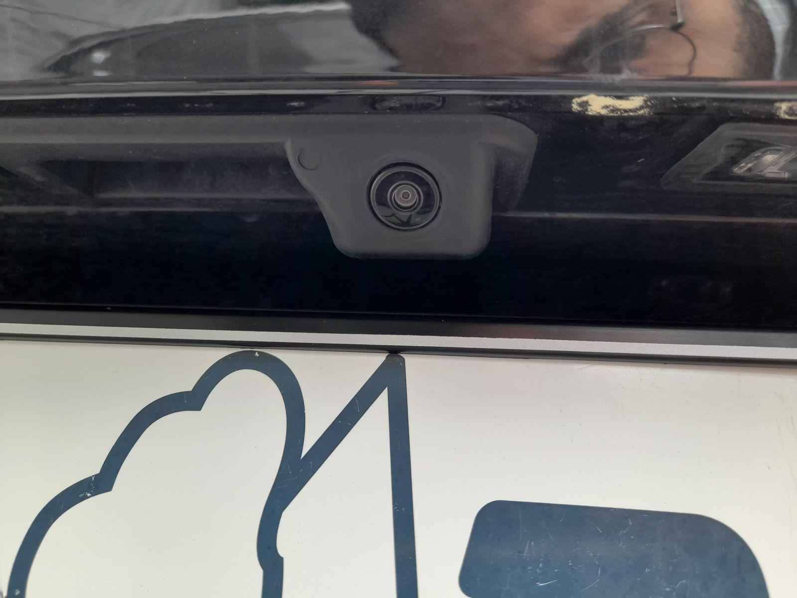 Audi Q2 DSG NAVI/APP~AHK~PANO~SHZ~VIRTUALL~RKam~eHeKl