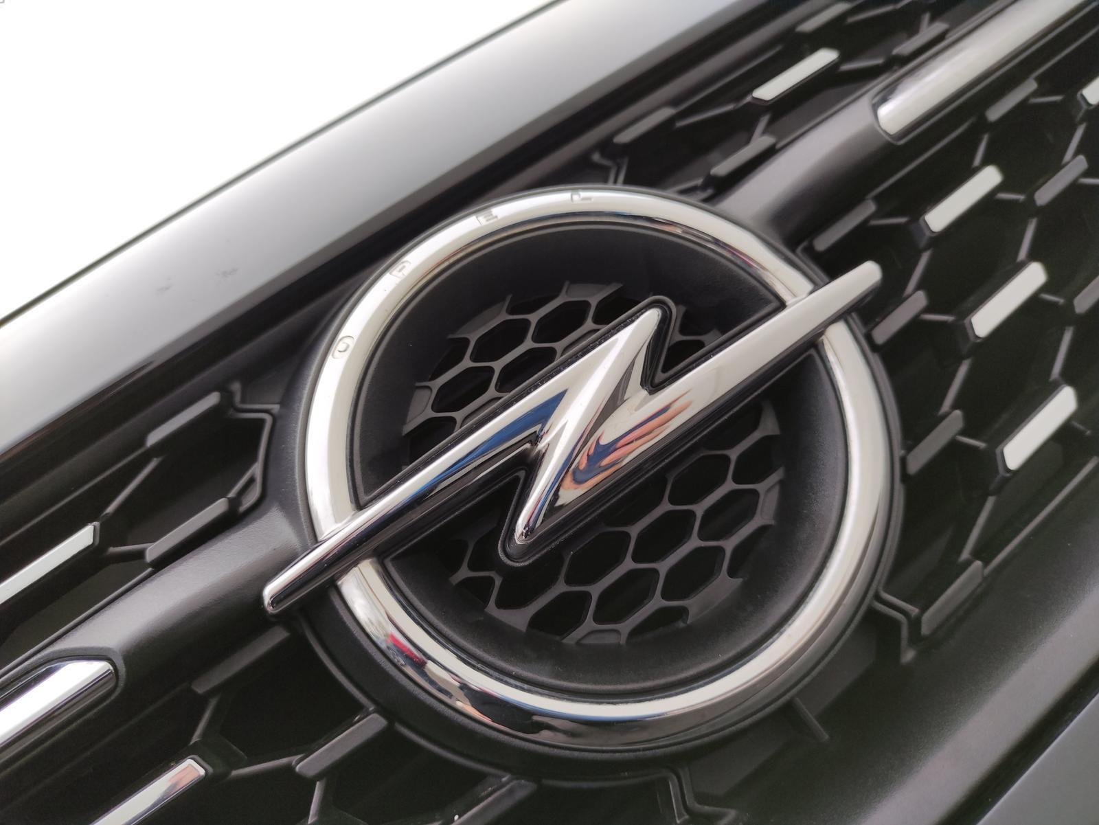 Opel Corsa F Elegance NAVI/APP~AHK~SHZ~2xPDC~LED~DAB