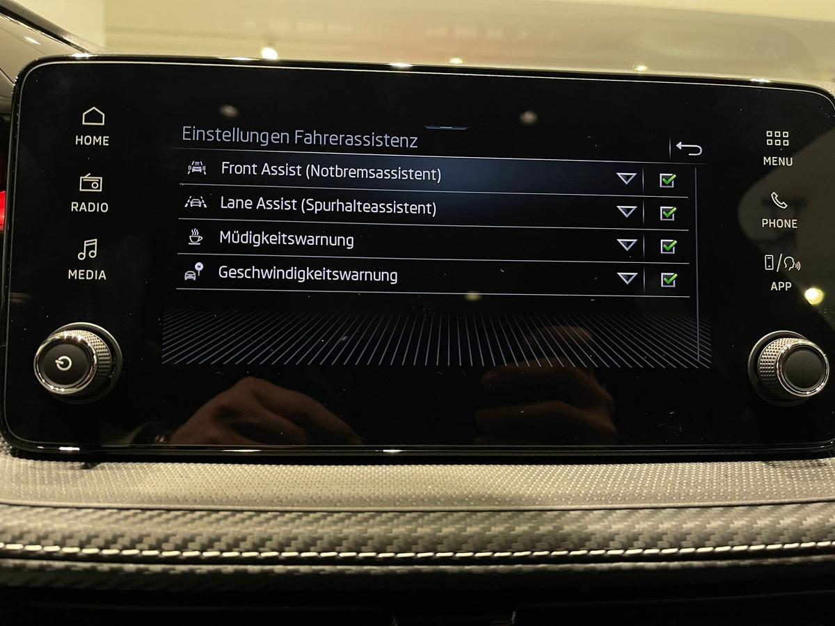 Skoda Fabia 1,0 TSI Monte Carlo Pano APP 5J.Garantie