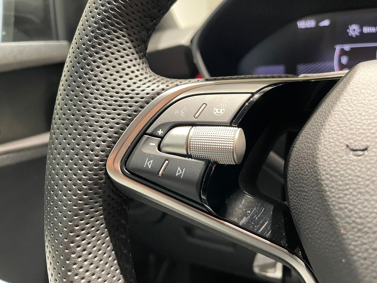 Skoda Fabia 1,0 TSI Monte Carlo Pano APP 5J.Garantie