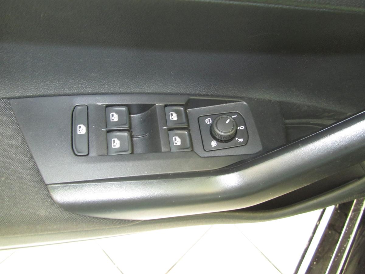 Volkswagen Polo 1.0 TSI Life+RFK+Navivor.+LED