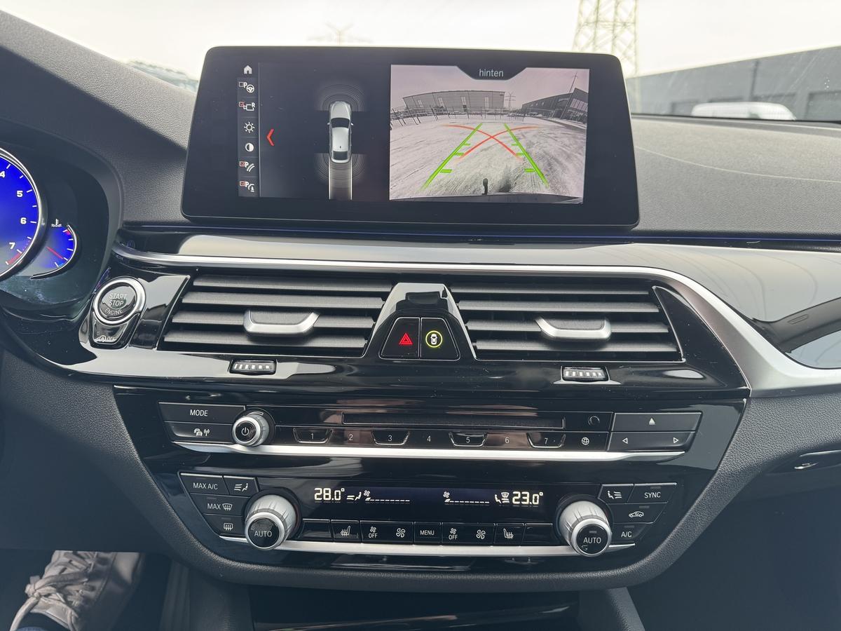 BMW 630 Gran Turismo  i+Sport Line+ACC+LED+Head-Up+AHK