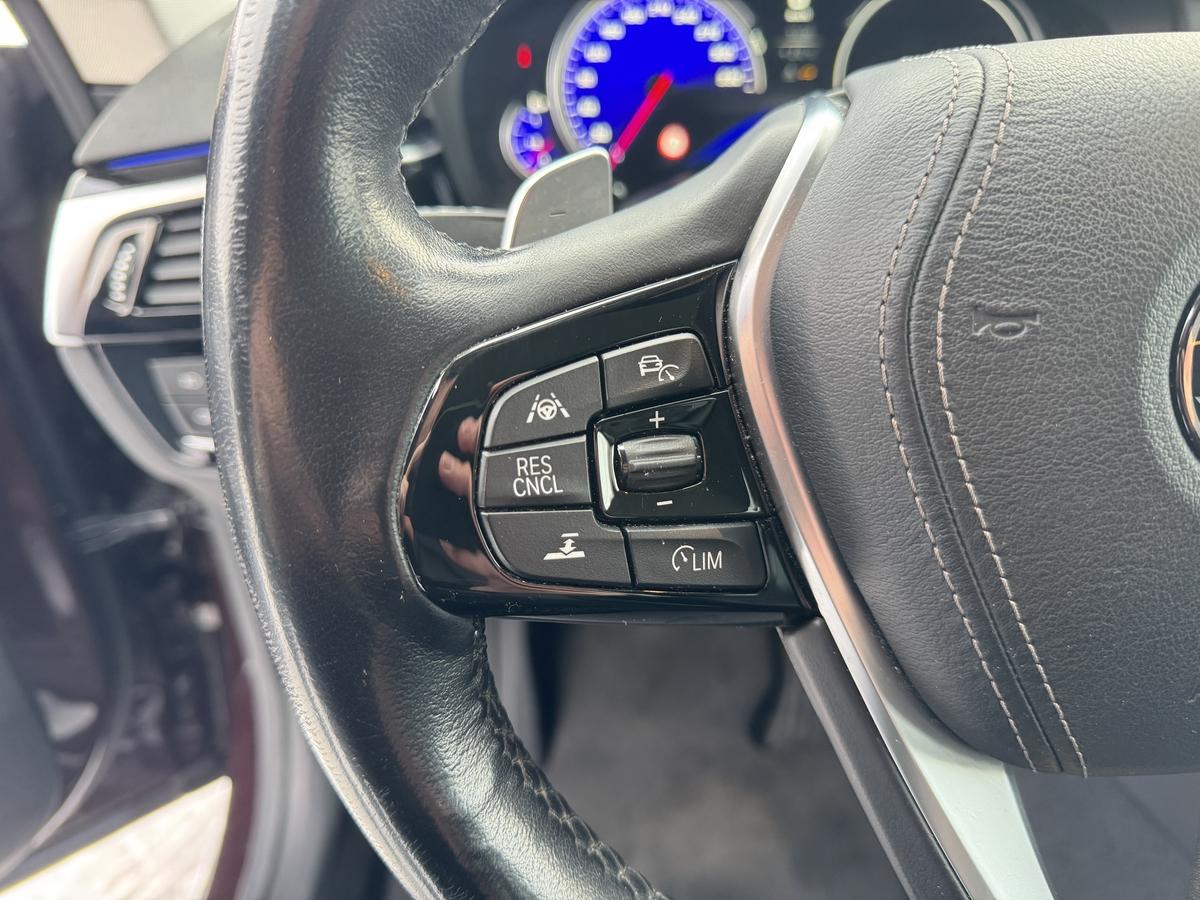 BMW 630 Gran Turismo  i+Sport Line+ACC+LED+Head-Up+AHK