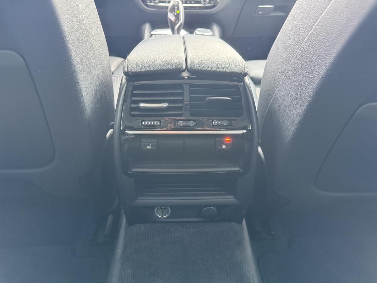 BMW 630 Gran Turismo  i+Sport Line+ACC+LED+Head-Up+AHK