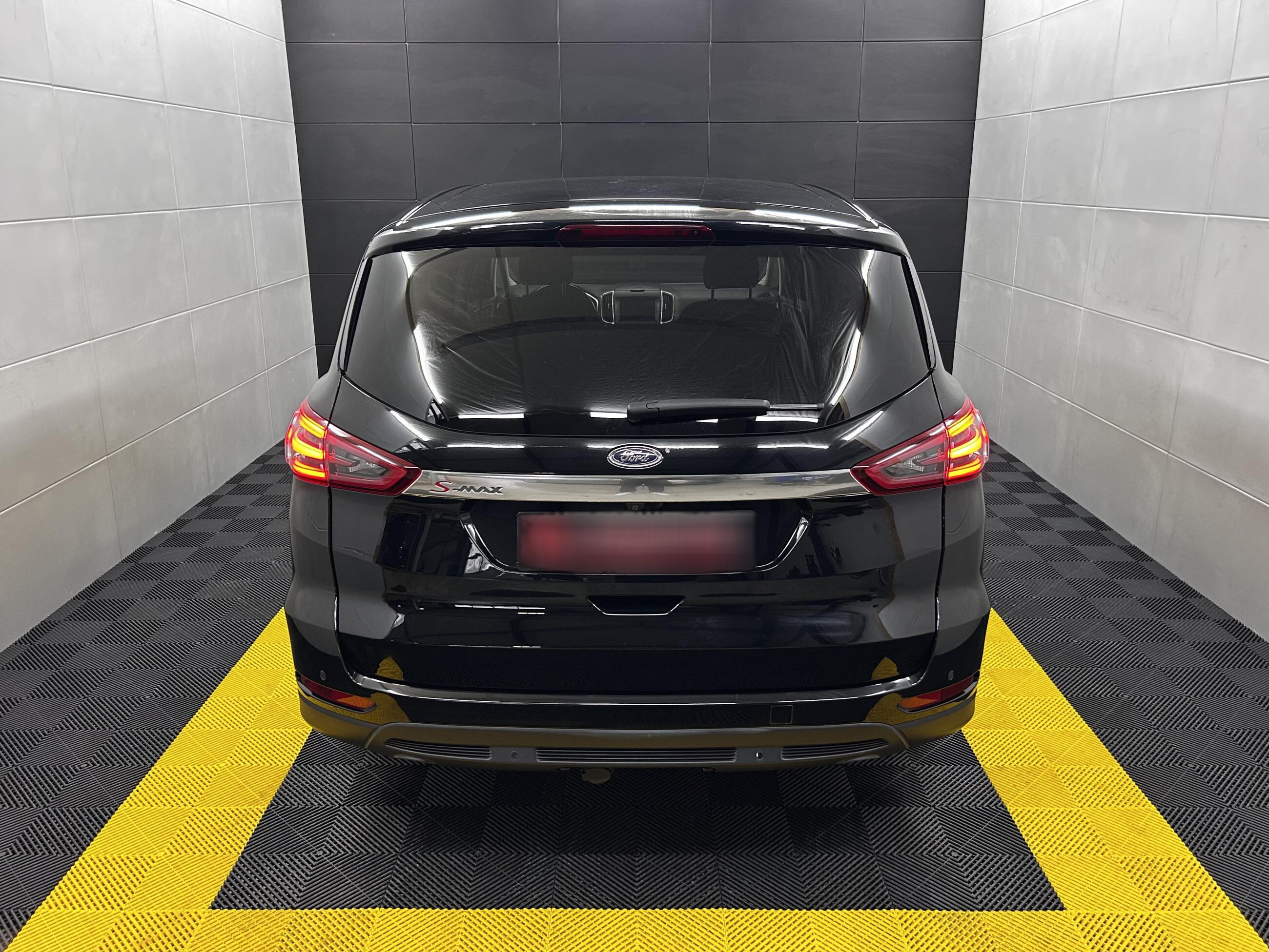 Ford S-Max S-MAX Titanium+Keyless+LED+Kam+Carplay+Navi+Temp