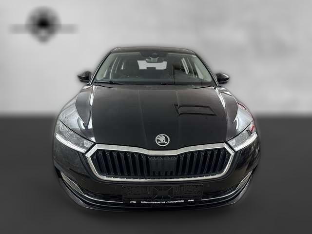 Skoda Octavia 2.0TDI Style NAVI LED Kamera CarPlay HuD