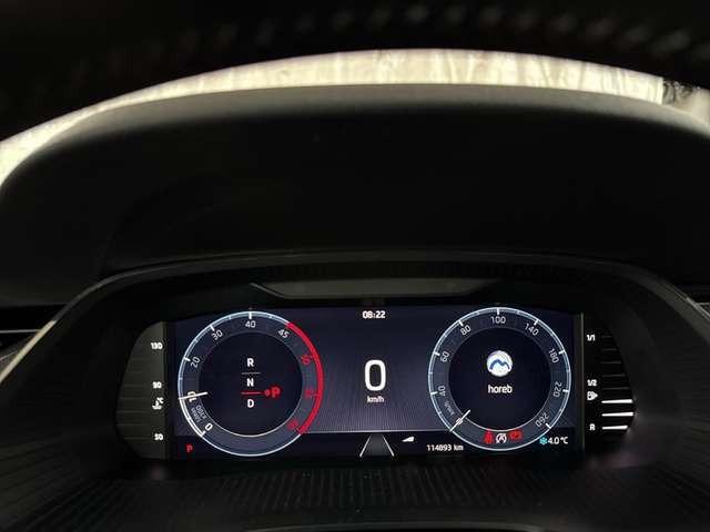 Skoda Octavia 2.0TDI Style NAVI LED Kamera CarPlay HuD