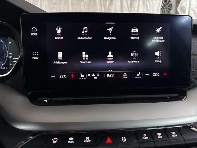 Skoda Octavia 2.0TDI Style NAVI LED Kamera CarPlay HuD