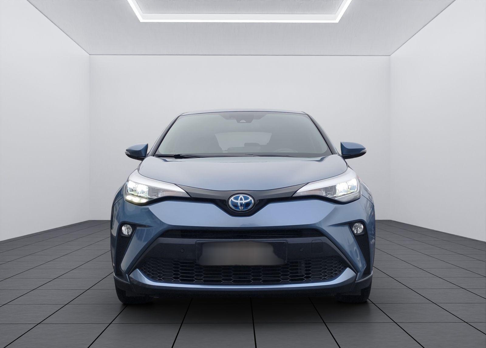 Toyota C-HR Hybrid Team D
