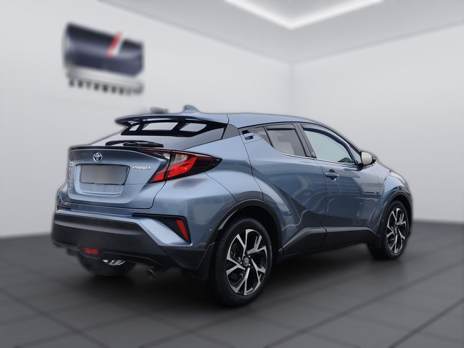 Toyota C-HR Hybrid Team D