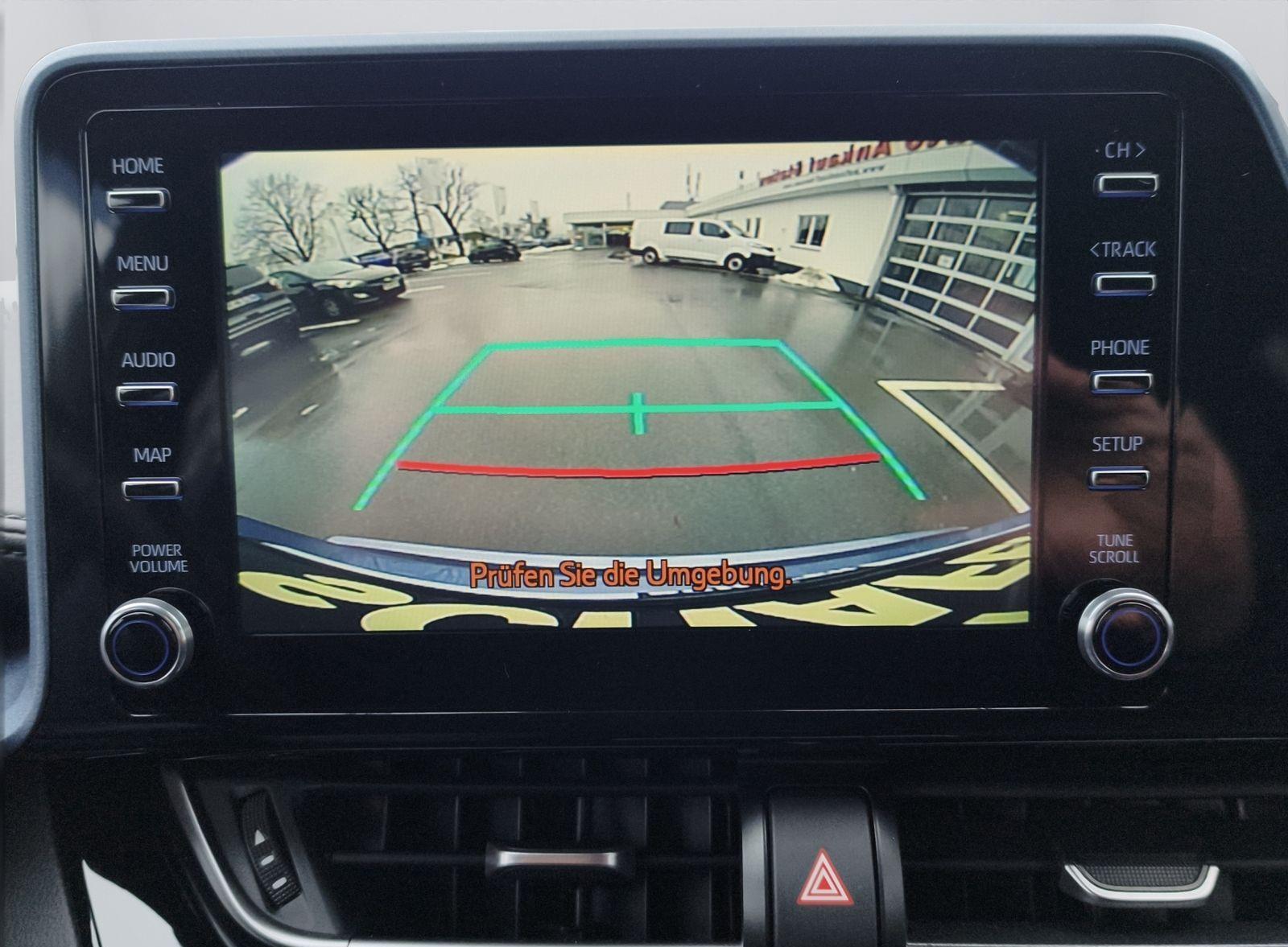 Toyota C-HR Hybrid Team D