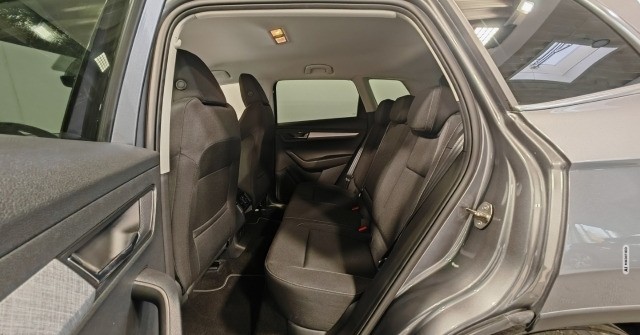 Skoda Karoq Drive 1.5TSI DSG LED ACC Kessy Sitzh. Suns.