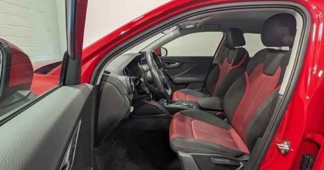 Audi Q2 sport ultra 1.0 TFSI LED CarPlay MMI SHZ