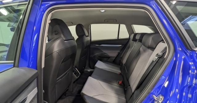 Skoda Enyaq 50 Loft LED Navi DAB CarPlay PDCv+h KAM