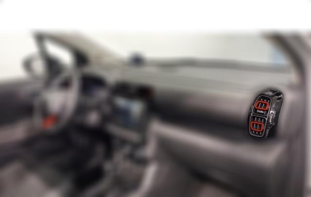 Citroën C3 Aircross 1.2 PureTech Shine NAVI GLASDACH AHK