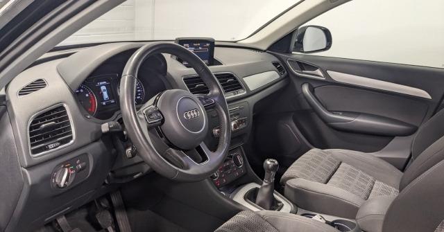 Audi Q3 sport 1,4 TFSI  NAVI PDC XENON KOMFORT PAKET