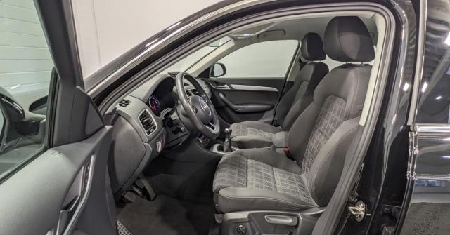 Audi Q3 sport 1,4 TFSI  NAVI PDC XENON KOMFORT PAKET