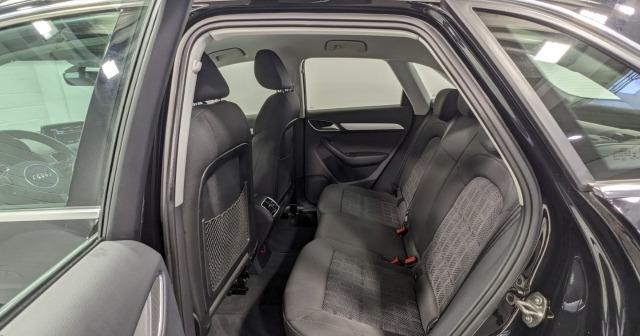 Audi Q3 sport 1,4 TFSI  NAVI PDC XENON KOMFORT PAKET