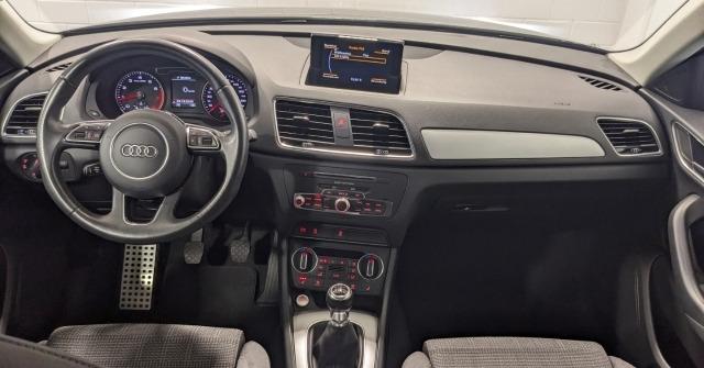 Audi Q3 sport 1,4 TFSI  NAVI PDC XENON KOMFORT PAKET