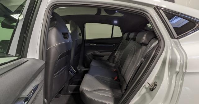 Skoda Enyaq Suite Coupe RS 4x4 WÄPU DCC MASSAGE HUD LEDER