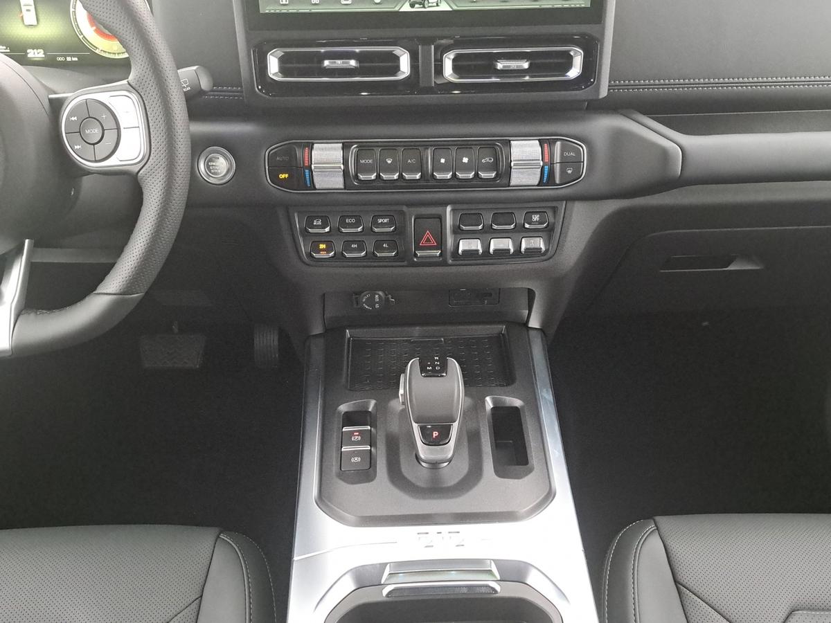 BAW 212 BAW 212 *4x4*LED*SHZ*Winde*DAB*360°*Konservierung*