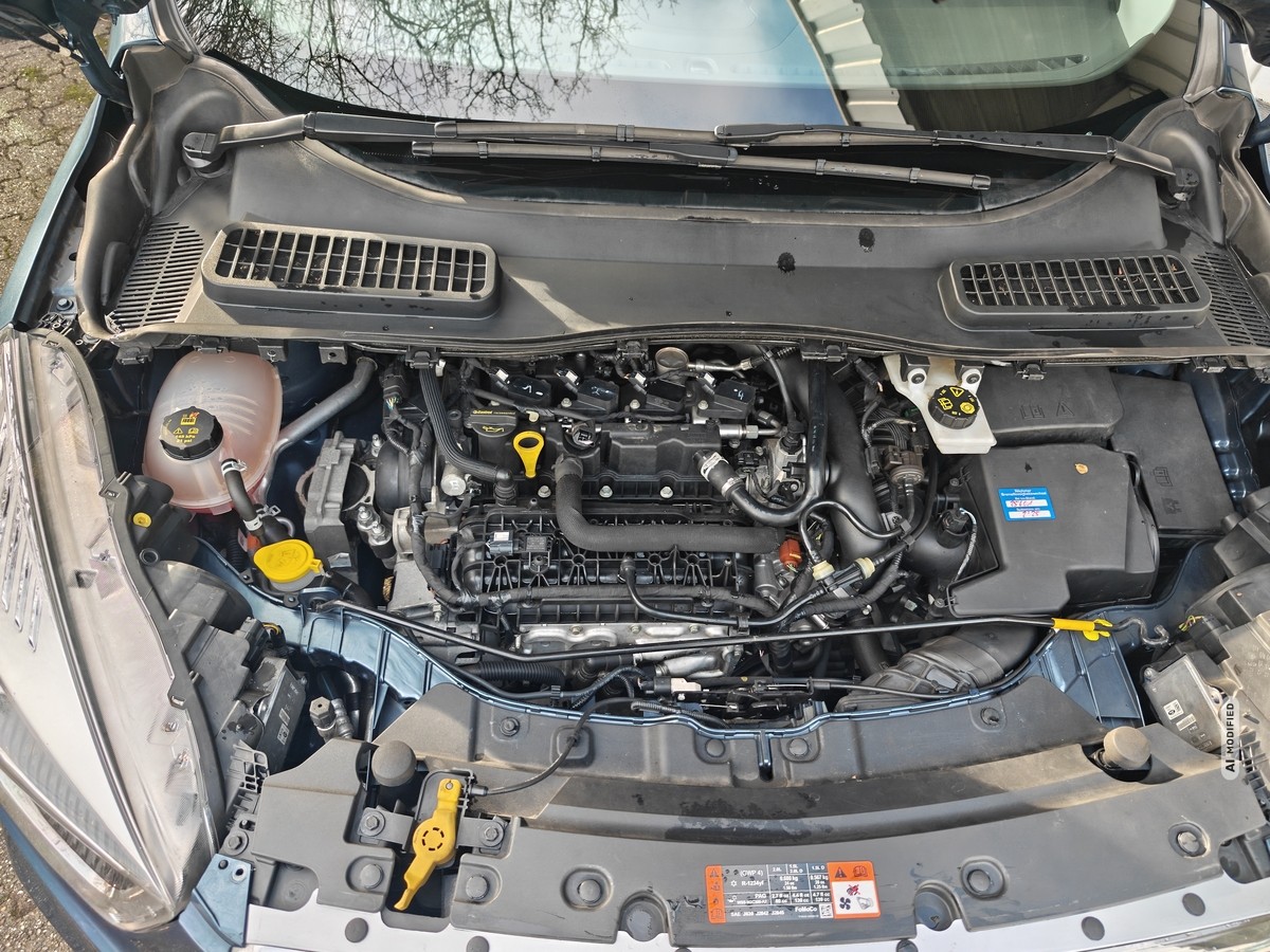 Ford Kuga TR. KAMERA  ALU 17