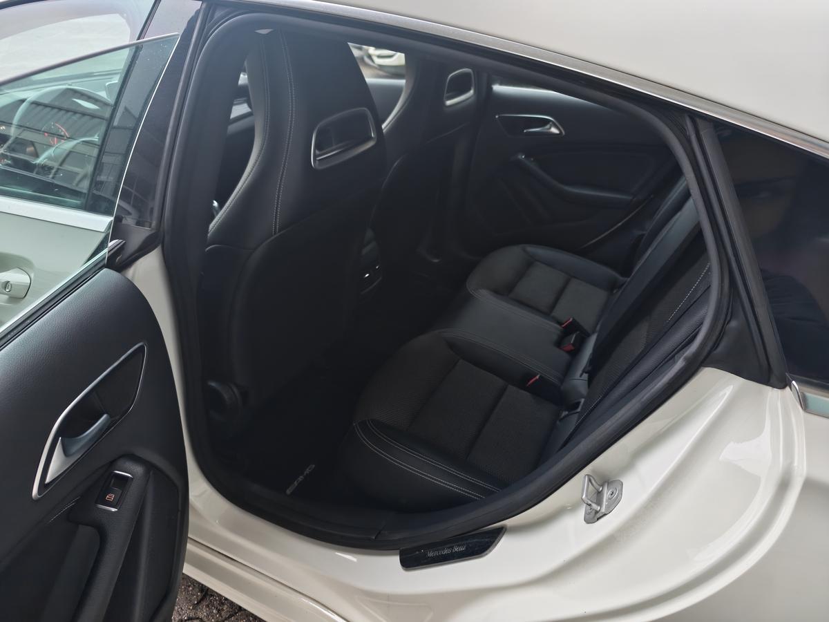 Mercedes-Benz CLA 200 Shooting Brake *XENON*18 ZOLL ALU*NAVI*SHZ*THERMOTR