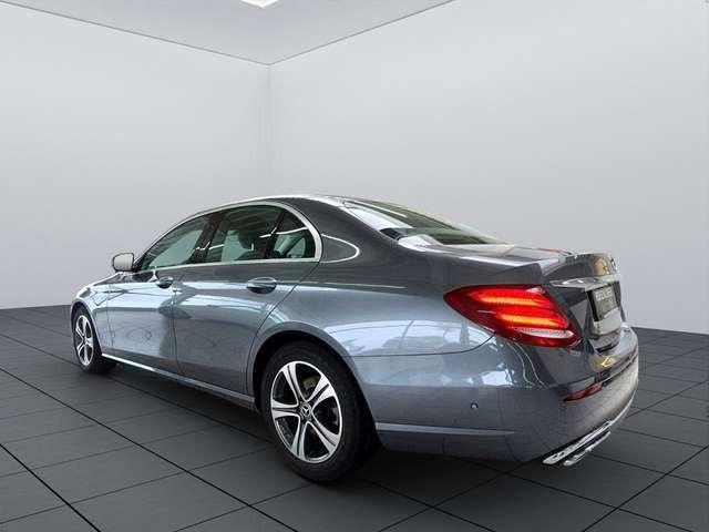 Mercedes-Benz E 200 d Avantgarde*AHK*LED*Kamera*SHZ*