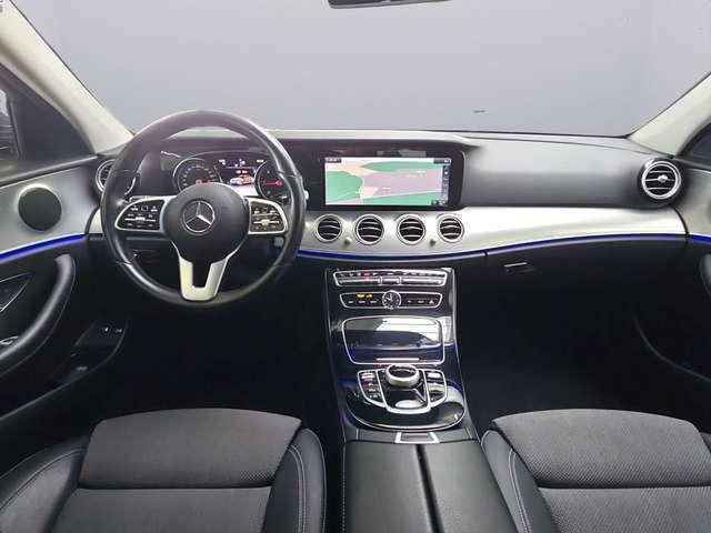 Mercedes-Benz E 200 d Avantgarde*AHK*LED*Kamera*SHZ*