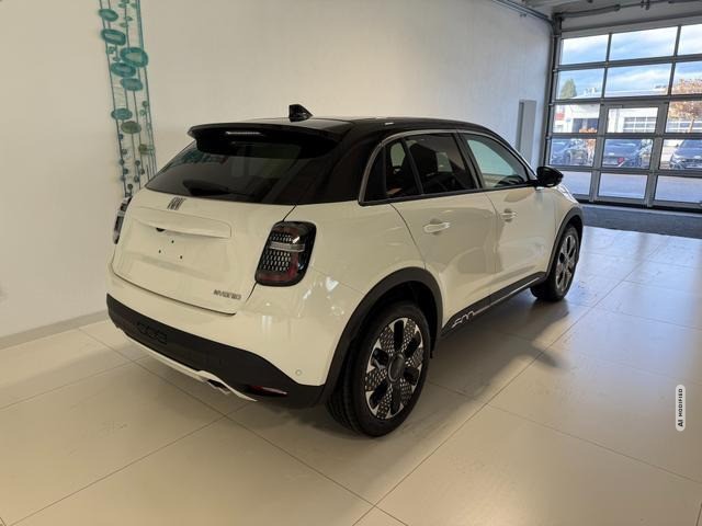 Fiat 600 La Prima Hybrid 1.2 T3 81 kW (110 PS) DCT Klimaautomatik, Massagesitz, Sitzh