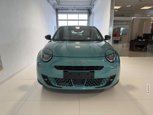 Fiat 600 La Prima Hybrid 1.2 T3 81 kW (110 PS) DCT Klimaautomatik, Massagesitz, Sitzh