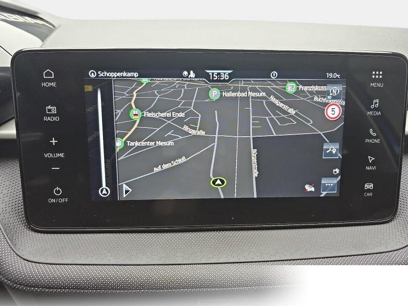 Skoda Fabia 1.0 TSI DSG SELECTION NAVI LED KLIMA GRA DAB PDC