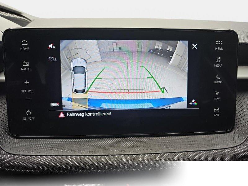 Skoda Fabia 1.0 TSI DSG SELECTION NAVI LED KLIMA GRA DAB PDC