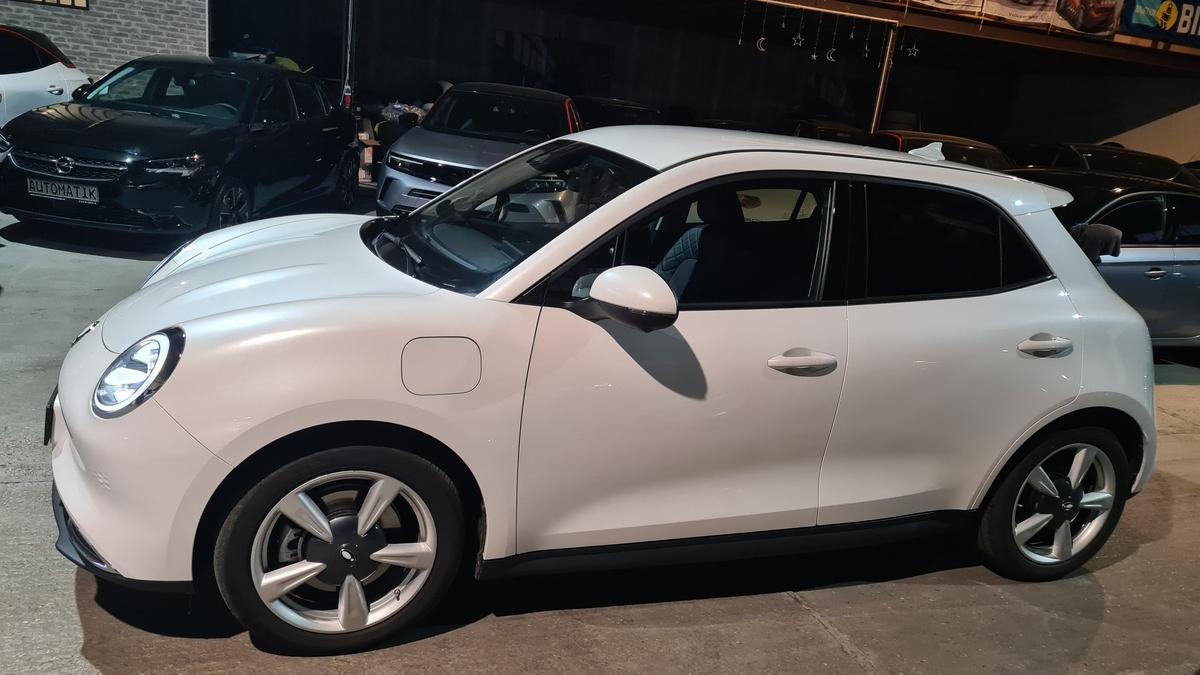 Ora Funky Cat 300 Pro Sitzheizung,E-Sitze,Finanz. ab 3,99%