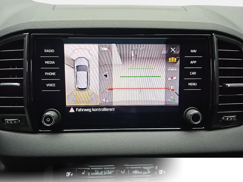Skoda Karoq 1.5 TSI DSG SPORTLINE NAVI LED-MATRIX PANO CANTON
