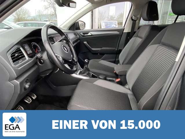 Volkswagen T-Roc 1.0 TSI ACTIVE 17